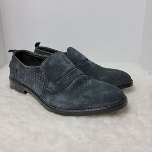 Barracuda Men's Size 7 Slip On  Blue  Peforaded Suede Penny Loafer Casual Shoes